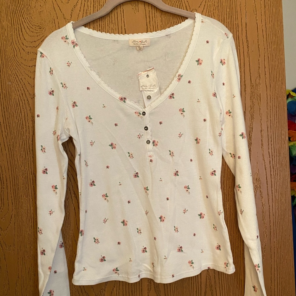 White floral Top